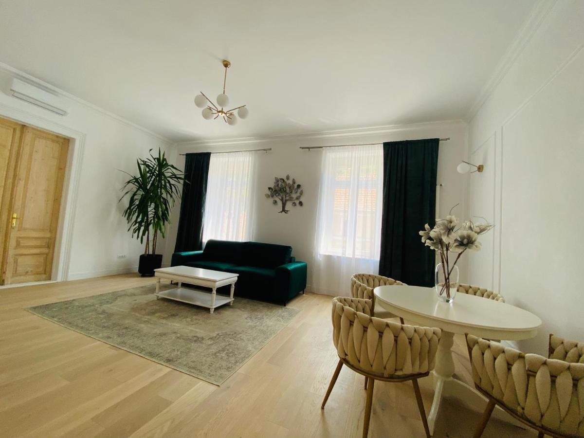 Suite № 7 Brasov Bagian luar foto